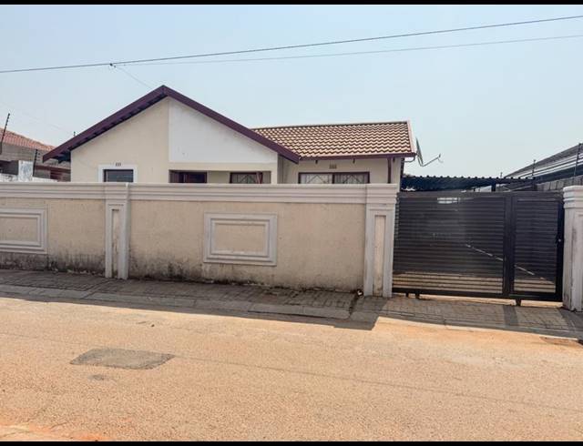 11 BEDROOM HOUSE FOR SALE IN DOBSONVILLE